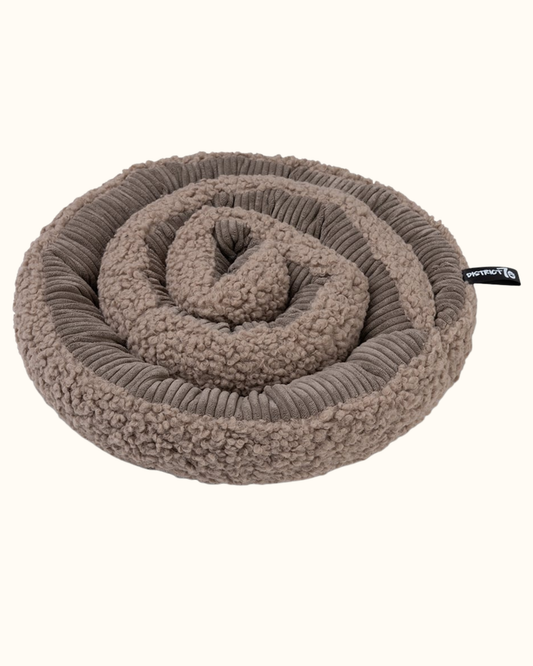 District 70 Snuffelmat SWIRL Taupe – Speels, stijlvol & stimulerend