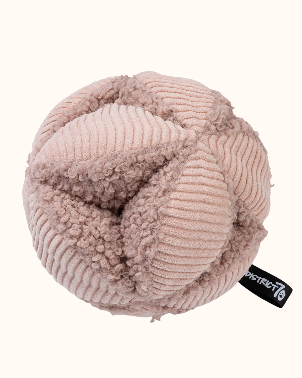 District 70 Snuffelbal BOBBY Pink – Playful, smart and stylish