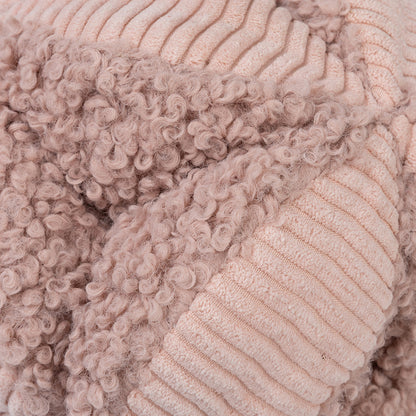 District 70 Snuffelbal BOBBY Pink – Playful, smart and stylish